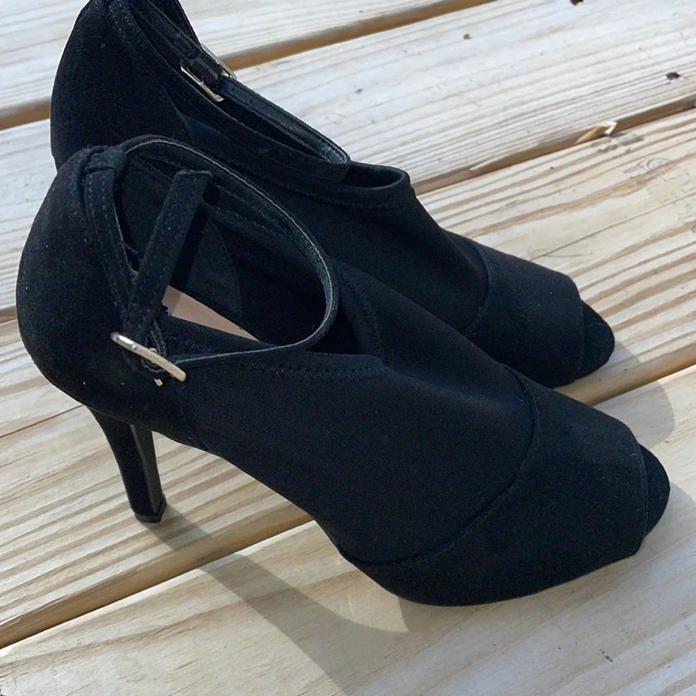 Penny Loves Kenny Freestyle Black Peep Toe Ankle Strap Heels Women’s Size 6
